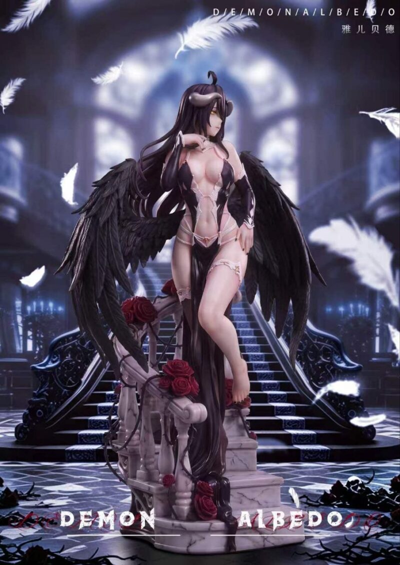 Lux Studio Albedo Resin Statue