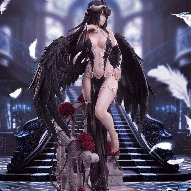 Lux Studio Albedo Resin Statue